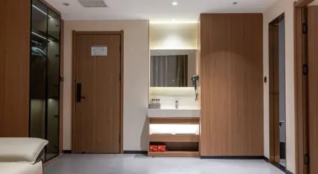 Люкс Business Yulin Banshan Resort