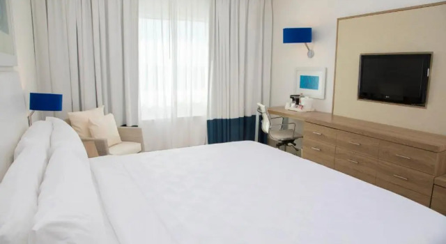 Люкс Holiday Inn Acapulco La Isla by IHG