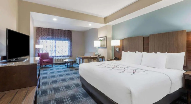 Номер Executive La Quinta by Wyndham Aberdeen-APG