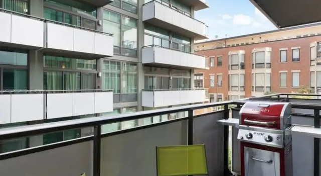 Апартаменты Sleek 2 Bed 2 Bath Condo in Trendy Fulton Market