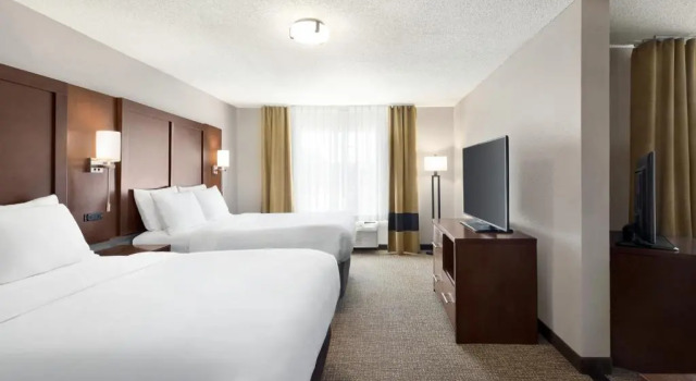 Четырёхместный люкс Country Inn & Suites by Radisson, Stillwater, MN