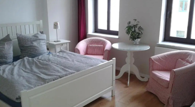 2 Ferienwohnungen in einem Haus 2 km vom Zentrum Leipzigs, Book Apartment Leipzig Saxony