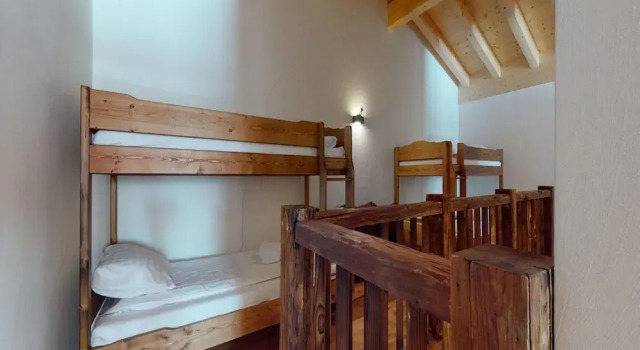 Apartment in Ski In Ski Out Location, Prenota Appartamento Hotel a Canton Vallese con parcheggio, Parcheggio