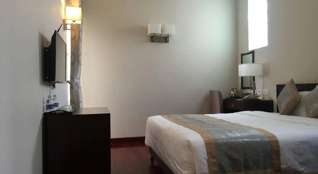 Sunline Hotel