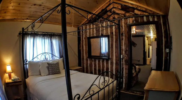 Коттедж The Spruce Lodge