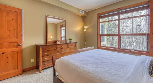 205 Les Eaux Unit 7, Rezervasyon Daire Mont-Tremblant Village 