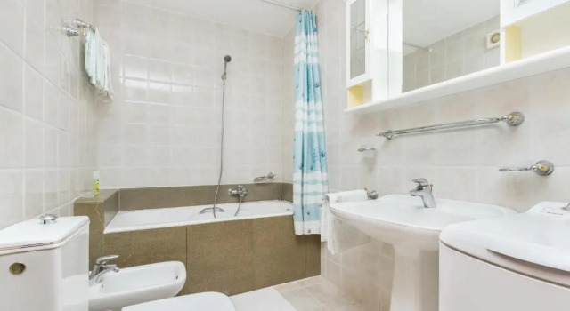 Apartments Villa Paula, Buchen Sie Ferienwohnung Hotels in Gespanschaft Split-Dalmatien mit Pool, Schwimmbad