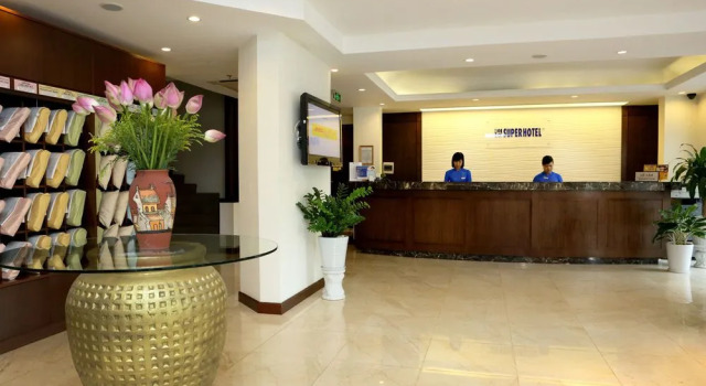 Chain First Eden Hotel
