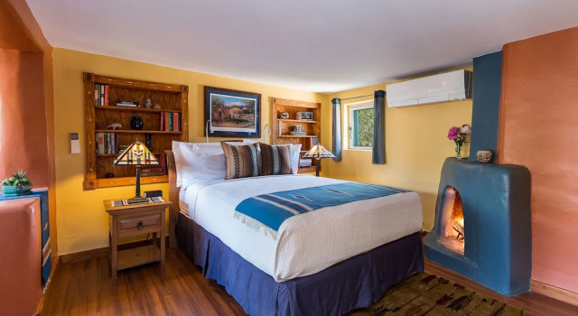 Номер Standard с балконом Inn of the Turquoise Bear