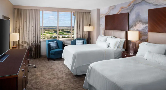 Четырёхместный номер Standard с видом на поле для гольфа The Westin Savannah Harbor Golf Resort & Spa