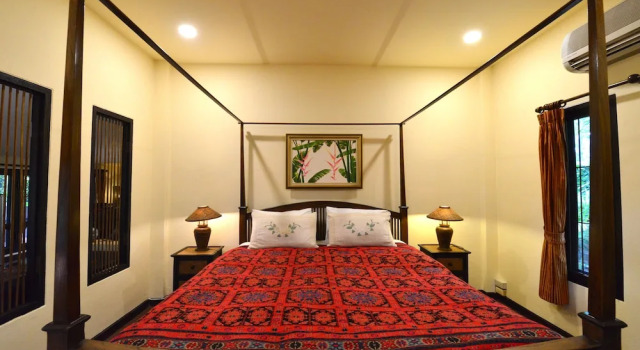 Baan Nai Soi Homestay