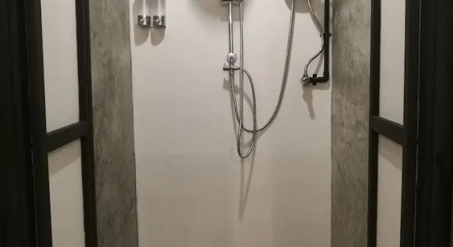 Двухместный номер Эконом без окна Backpack Station