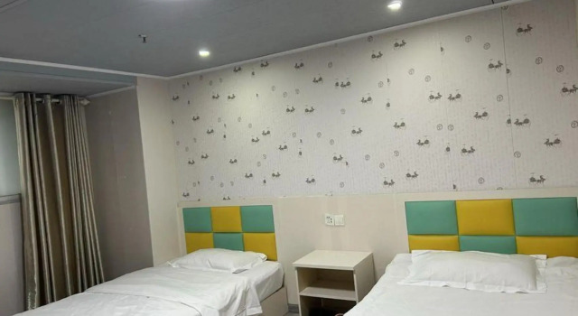 Jiayuan Business Hotel (Wuhan University of Science and Technology Huangjiahu Campus )