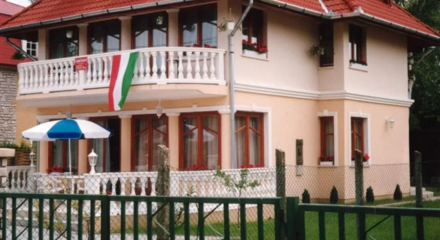 Dessewffy Guesthouse, Prenota Hotel Zamárdi 