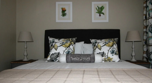 Cycad Place, Buchen Sie Hotel Alrode Gauteng