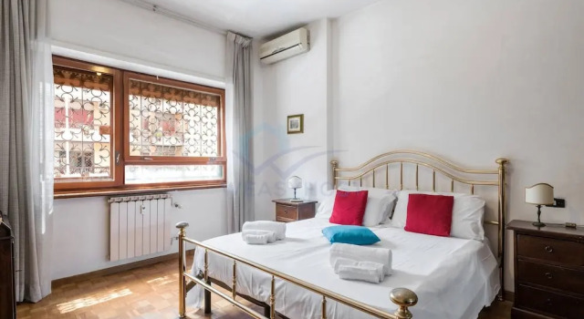 New In Ostia - Comfy Apt Close To The Beach, Забронировать Апартаменты/квартира Апартаменты Лацио, Апартаменты/квартира
