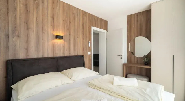 Апартаменты c 1 комнатой рядом с пляжем SunAdria Apartments