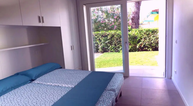 Stunning Villa With Private Fenced Garden and bbq