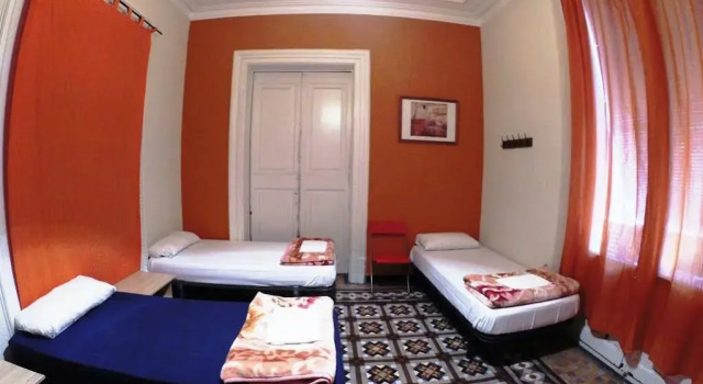Barcelona 4 Fun Hostel, Забронировать Хостел Барселона провинция Барселона, рядом с Приход Св. Августина