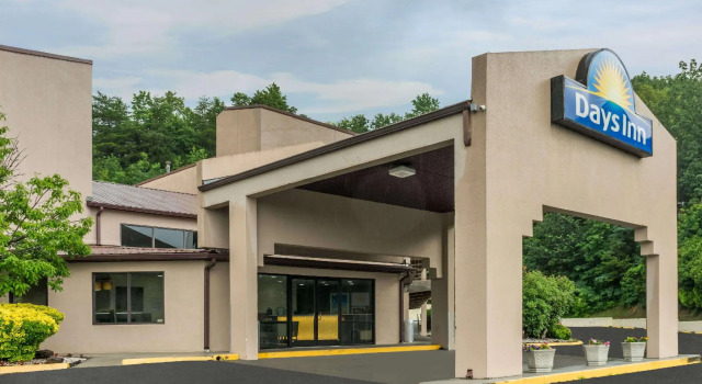 Кровать в общем номере Days Inn by Wyndham Chattanooga Lookout Mountain West