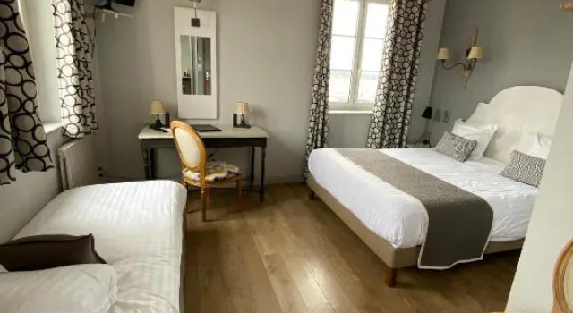 Номер Standard Hotel Restaurant de la Tour