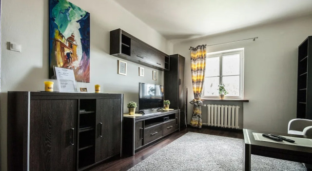 Elegant Apartment Old Town IV