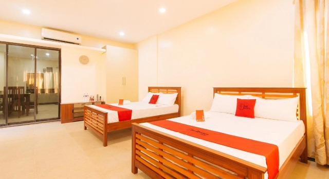 Люкс Premium RedDoorz Hostel near Lyceum University Gen.Trias Cavite - Vaccinated Staff