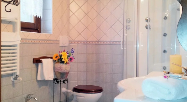 Люкс с балконом и с красивым видом из окна Agriturismo La Rocca dei Briganti