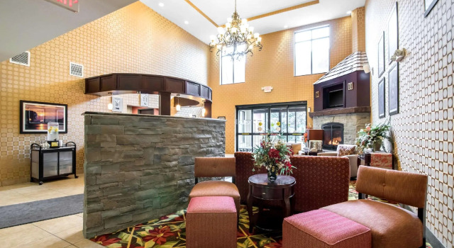 Люкс Comfort Inn & Suites Tunkhannock