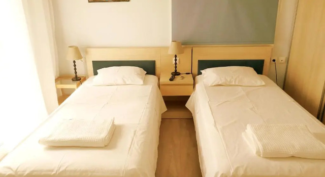 Marena B&B, Buchen Sie Bed & Breakfast Hotels in Qark Korça mit Frühstück, Frühstück