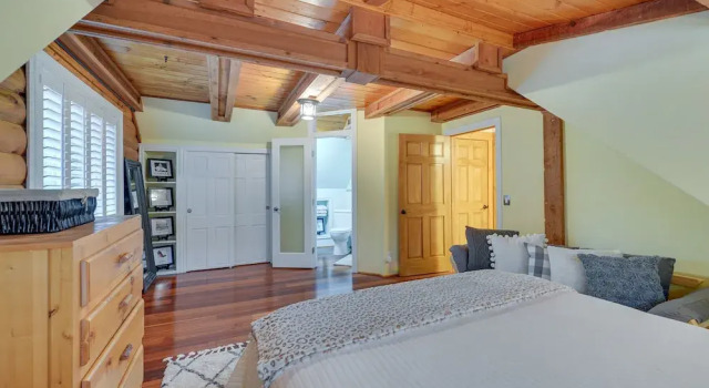 Dreamy Alpine Cabin w/ Hot Tub, Fireplace & More!, Boek Hotel Alpine 