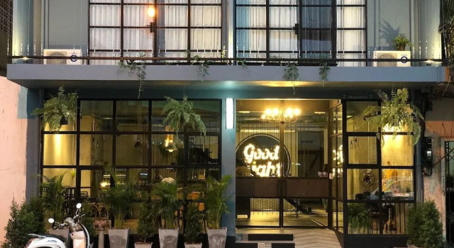 Goodnight Poshtel