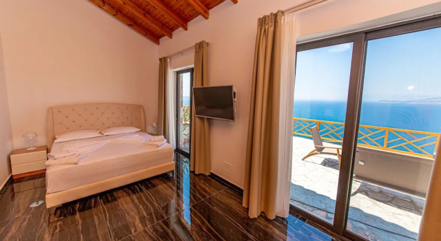 Полулюкс с балконом и с видом на море Santa Oliva Suites