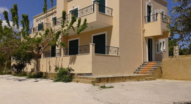 Apartment in Olive Grove