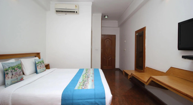 Люкс Standard Townhouse Mysore City Centre Formerly Hotel Mahendra