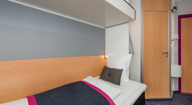 Cabinn Odense, Book Hotel Odense Funen, near Hans Christian Andersens Hus