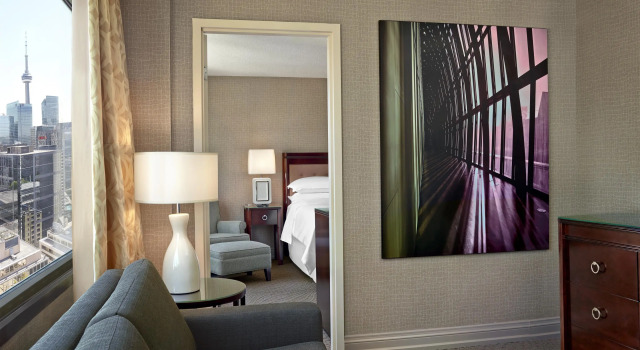 Sheraton Centre Toronto Hotel, Забронировать Отель Бизнес-отели Торонто, рядом с Галерея искусств Онтарио, 4* 5*