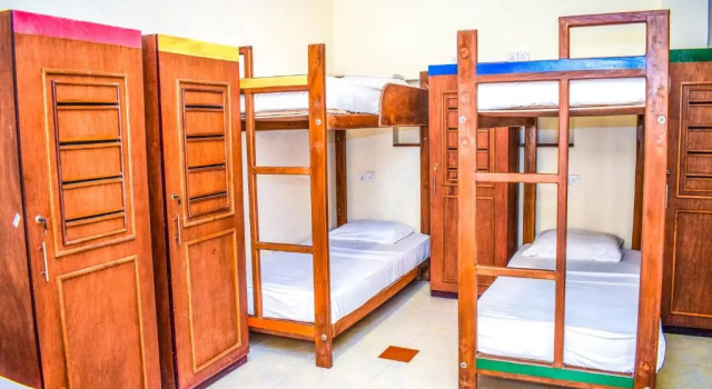 Кровать в общем номере Insight Resort Ahangama