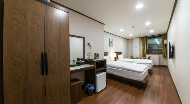 Youngbin Hotel