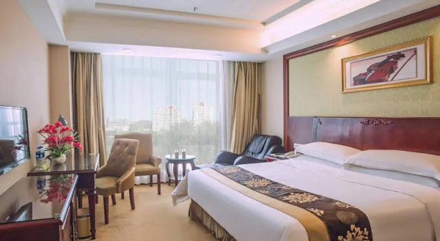 Номер Superior Vienna International Hotel Huizhou South Railway Station