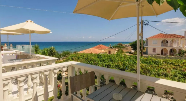 Номер Superior с частичным видом на море Belussi Beach Hotel & Suites