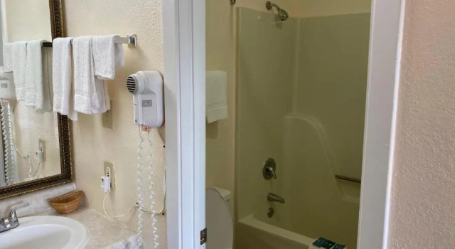 Двухместный номер Standard Travel Inn