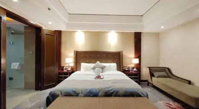 Люкс Century Haoting Hotel
