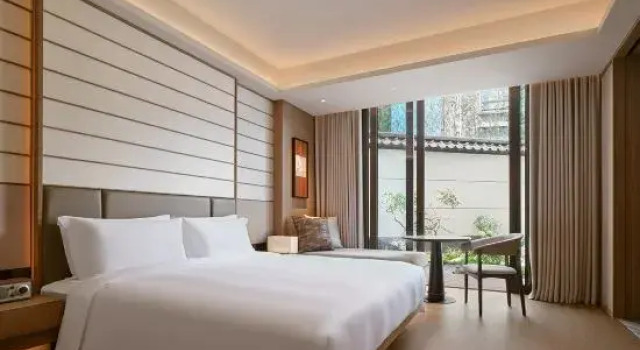 Люкс с видом на внутренний двор TIANTAIXIYEHOTEL