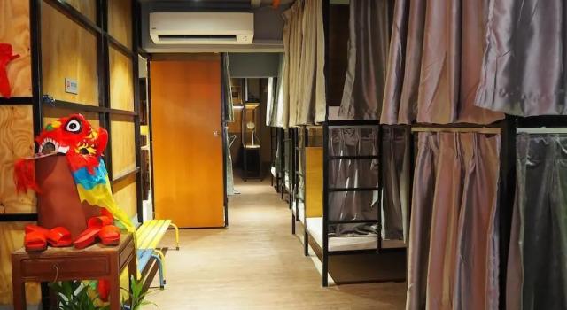 Кровать в общем номере Leo Leisure Hotel @ Central Market