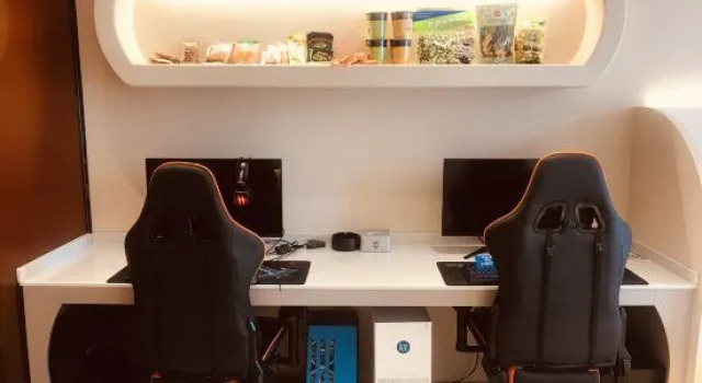 Кровать в общем номере (мужской номер) Ant Stars E-sports Hotel (Hongqiao Airport)