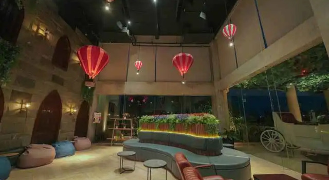 Jamboo Kingdom Hotel & Resort, Book Ferieresort Hoteller i Tulungagung med pool, Swimmingpool
