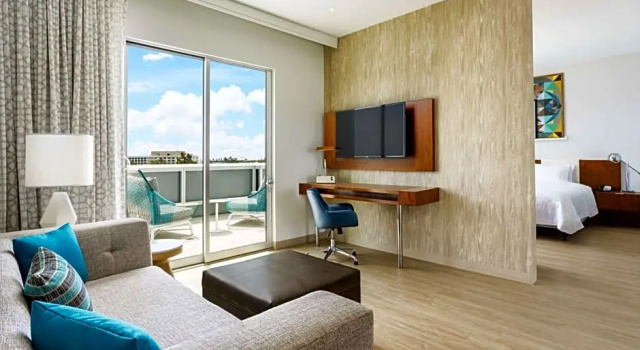 Run of House Hampton Inn & Suites Santa Monica