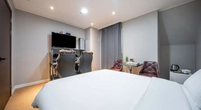 Dongtan Hotel Amor, Book Hotel Hoteller i Dongtan med parkering, Parkering