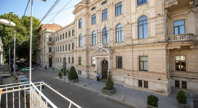 Апартаменты Wehost Cozy and colorful apartment with balcony